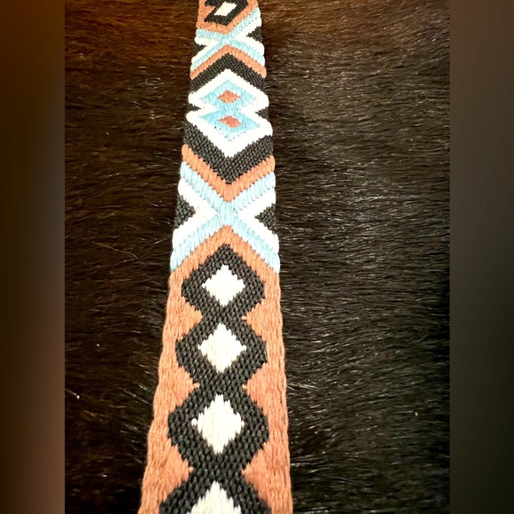 Leopard Aztec crossbody bag - Picture 8 of 8